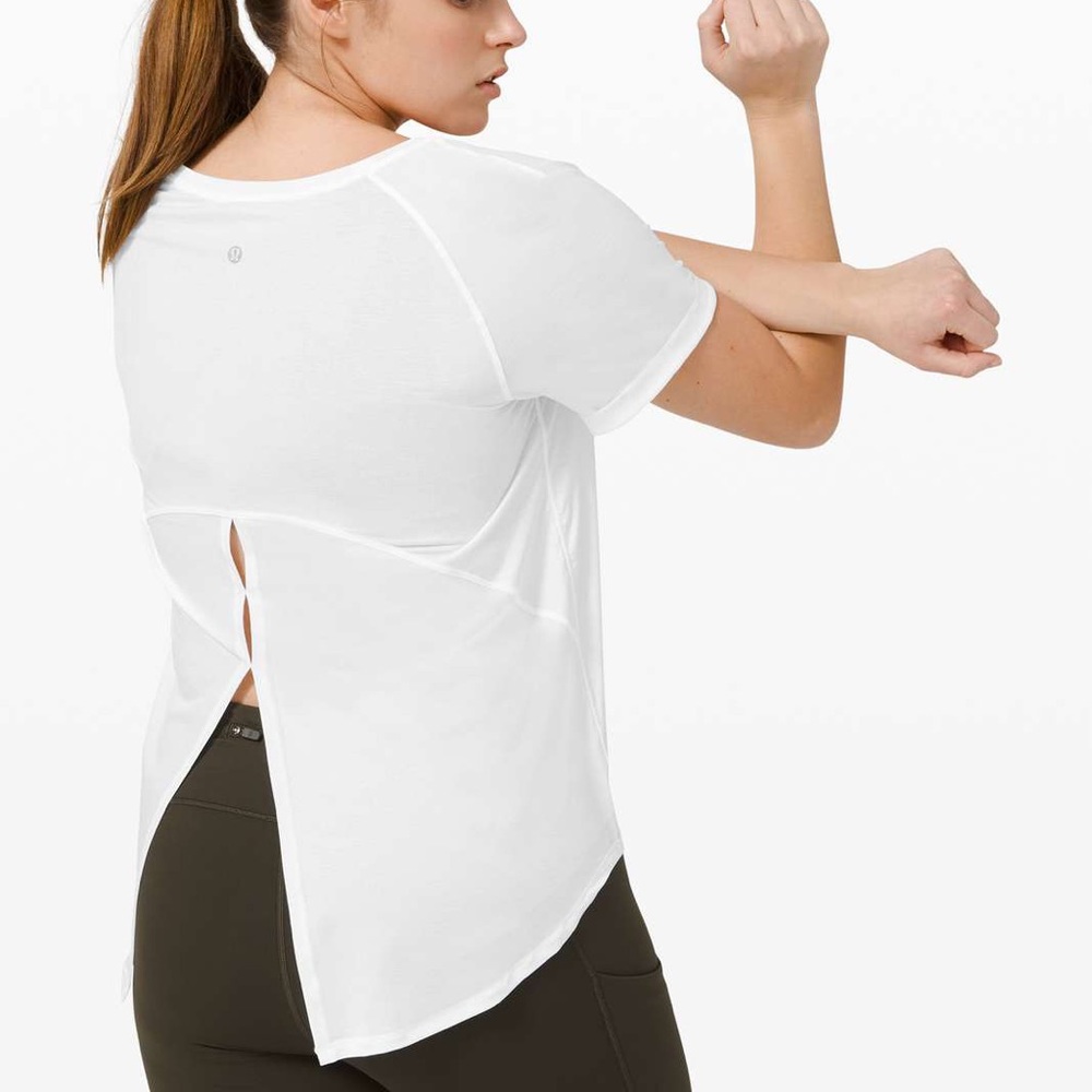 Lululemon Open Up Tie Back Tee in White size 4